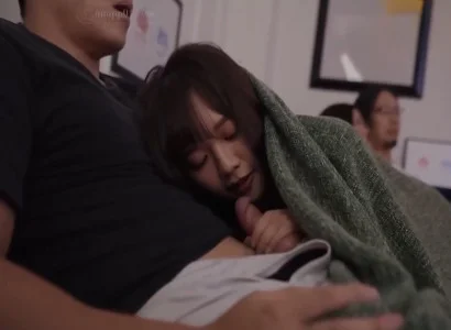 Em họ dễ thương khiến tôi không cưỡng lại được